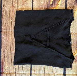 V-cut batwing sleeve top